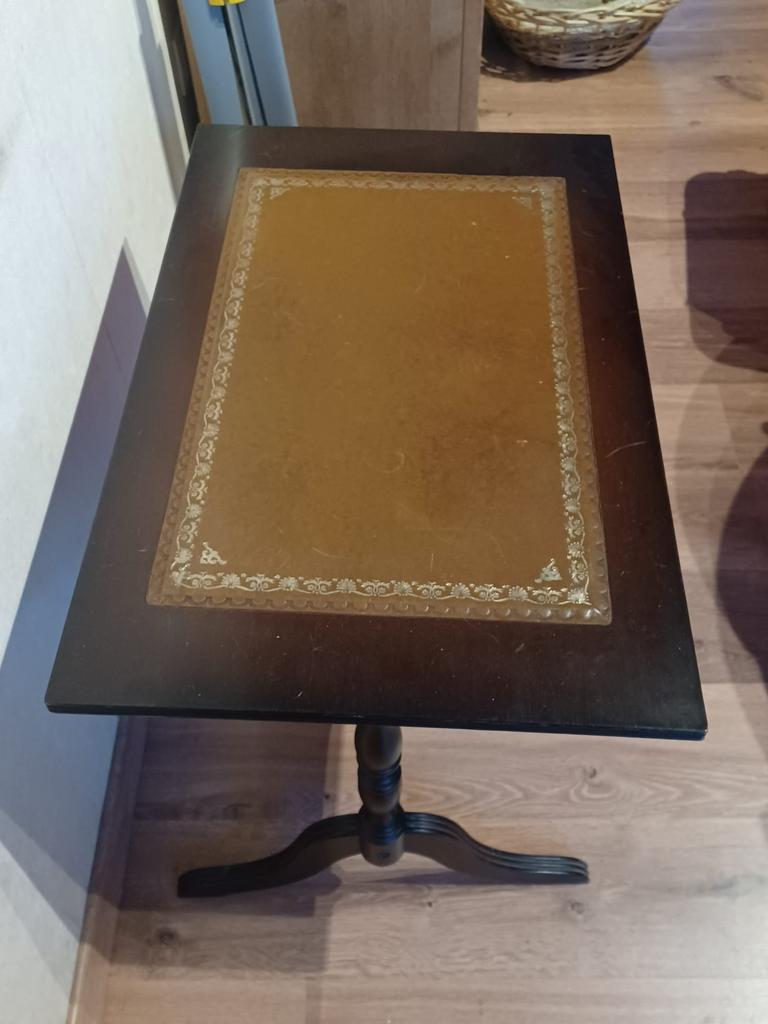 Table d’appoint en bois avec plateau décoratif, 50 à 100 cm, Enlèvement, Utilisé, Moins de 50 cm