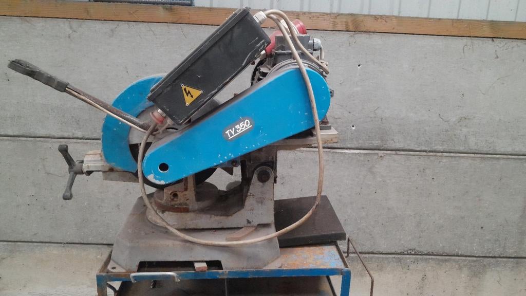 zaag van 450 euro, Zakelijke goederen, Machines en Bouw | Metaalbewerking, Ophalen