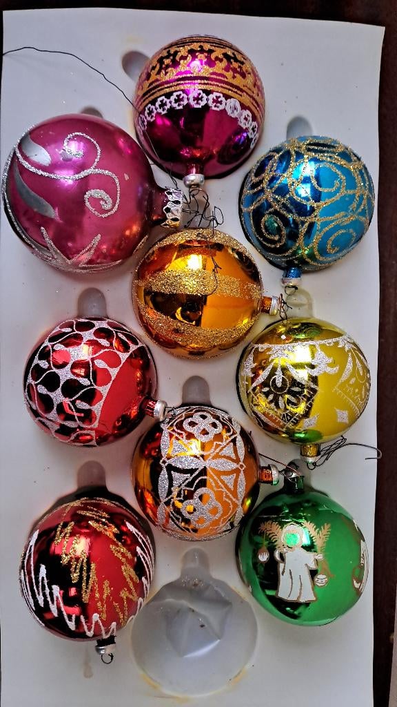 Kerstballen, Diversen, Ophalen