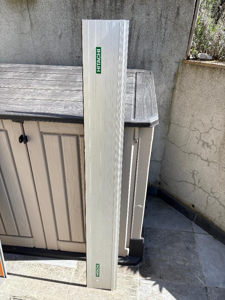 Hitachi gelederail, Doe-het-zelf en Bouw, Ophalen, Zo goed als nieuw