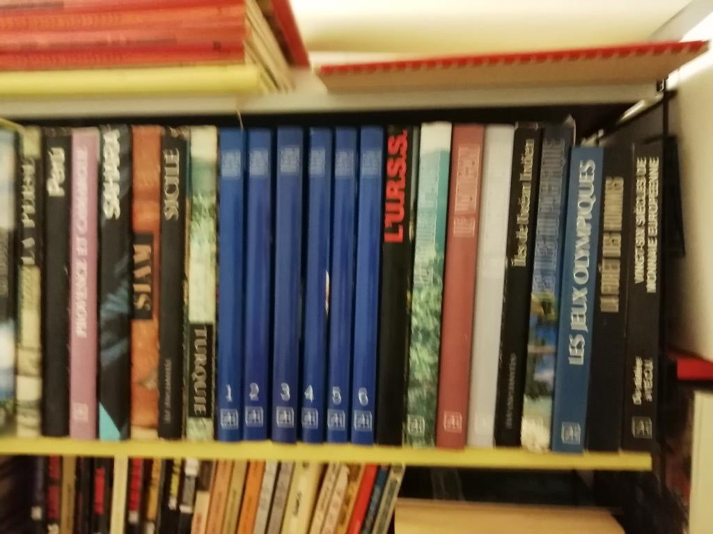 4 tomes historia nos gloires,peuple belges., Ophalen of Verzenden, Nieuw