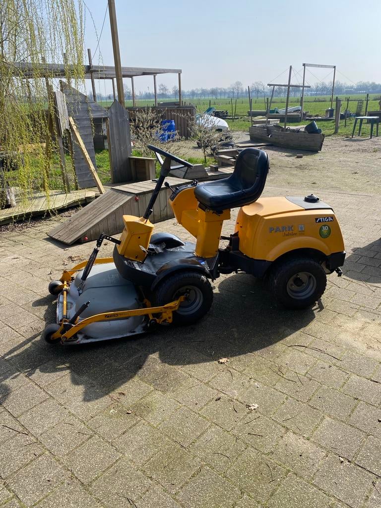 Stiga zitmaaier mulchfuntie, Ophalen, Gebruikt, Stiga, Mulchfunctie