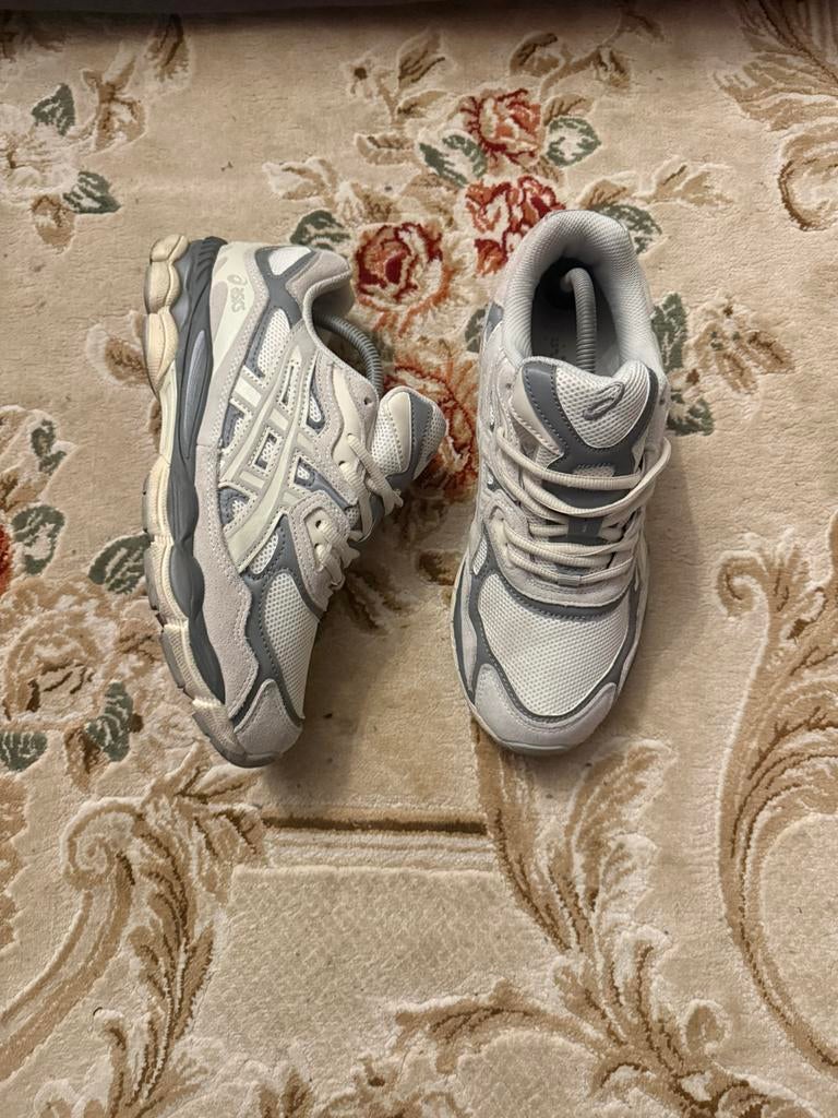 Asics Gel New York Beige, Enlèvement, Comme neuf