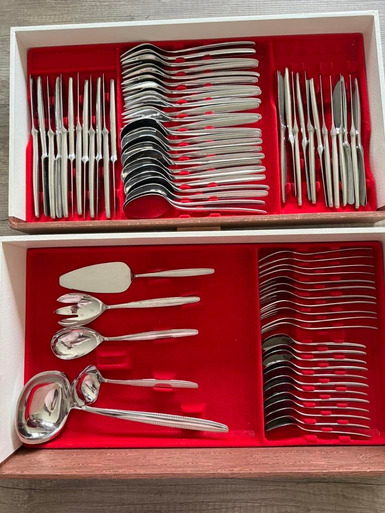 Service 12 couverts Stainless, Maison & Meubles, Cuisine | Couverts, Enlèvement, Comme neuf