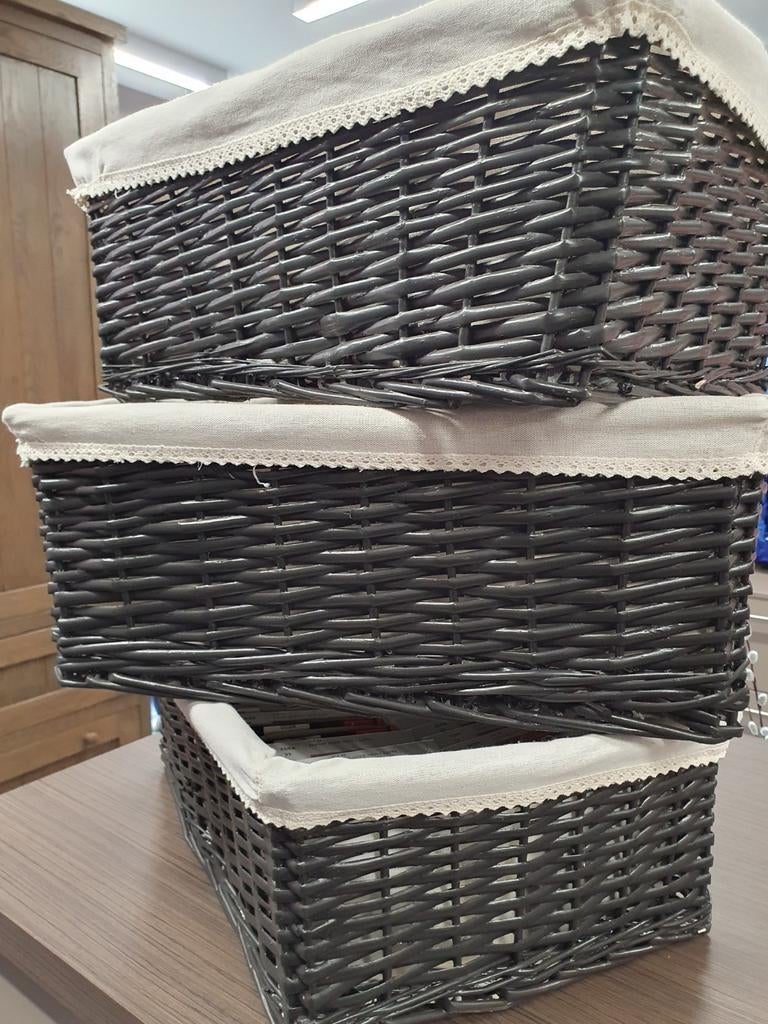 3 grote Rieten manden rechthoek set, Huis en Inrichting, Woonaccessoires | Overige, Ophalen, Zo goed als nieuw