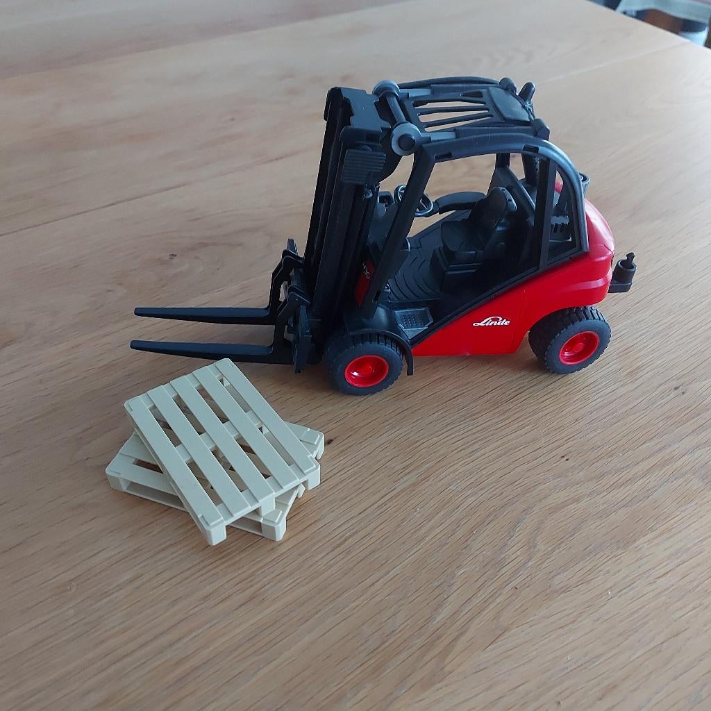 Bruder Linde H30D vorkheftruck, Enlèvement, Comme neuf