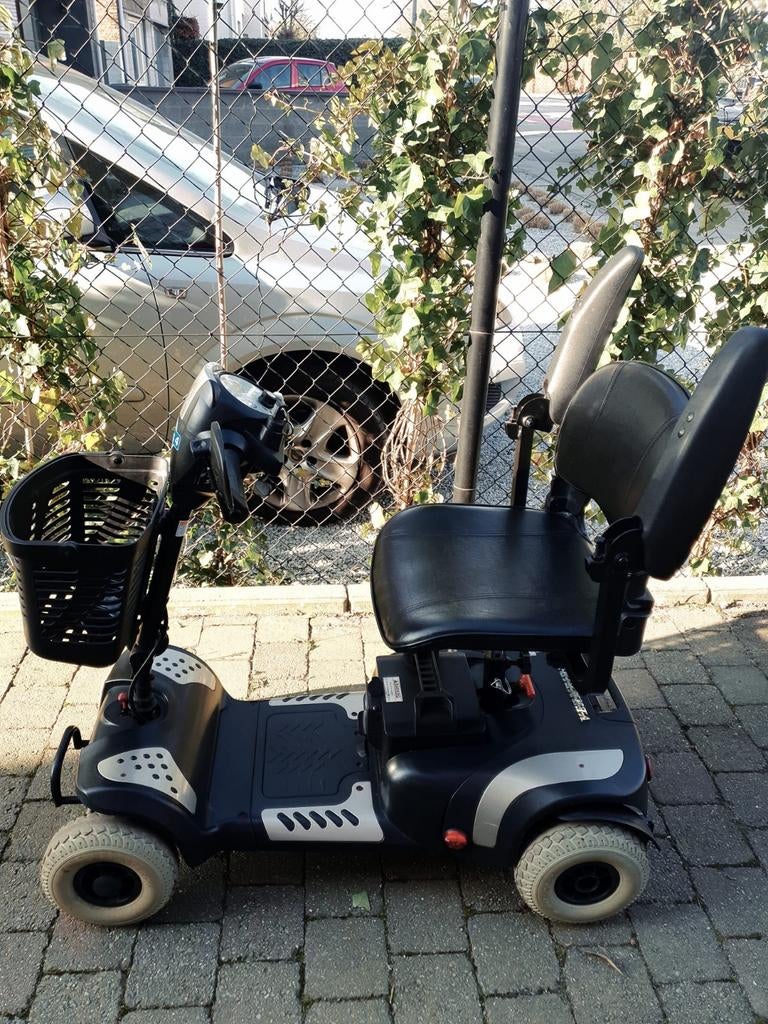 MET NIEUWE ACCU'S!!
Life & mobility venus 4. demontable, Ophalen