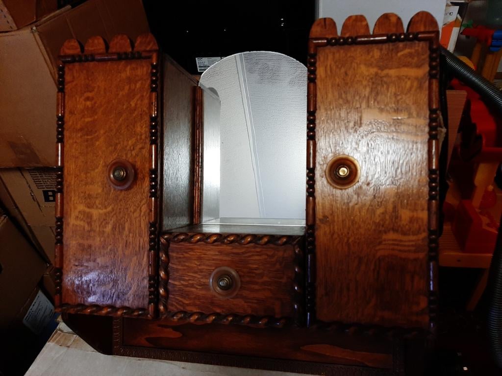 Armoire vintage avec miroir, Enlèvement