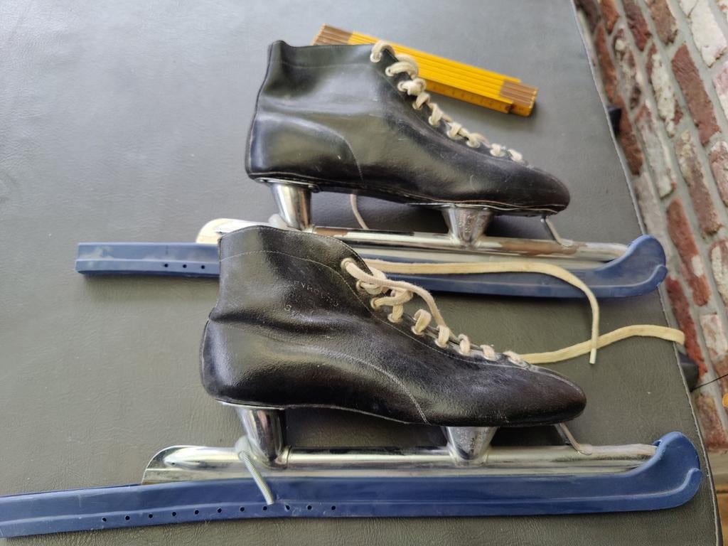 Ijsschaatsen maat 39,5, Sport en Fitness, Schaatsen, Ophalen of Verzenden, Noren