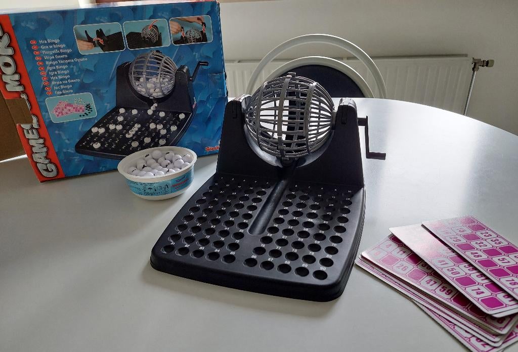 Jeu de bingo avec manège et cartes, Enlèvement ou Envoi, Comme neuf