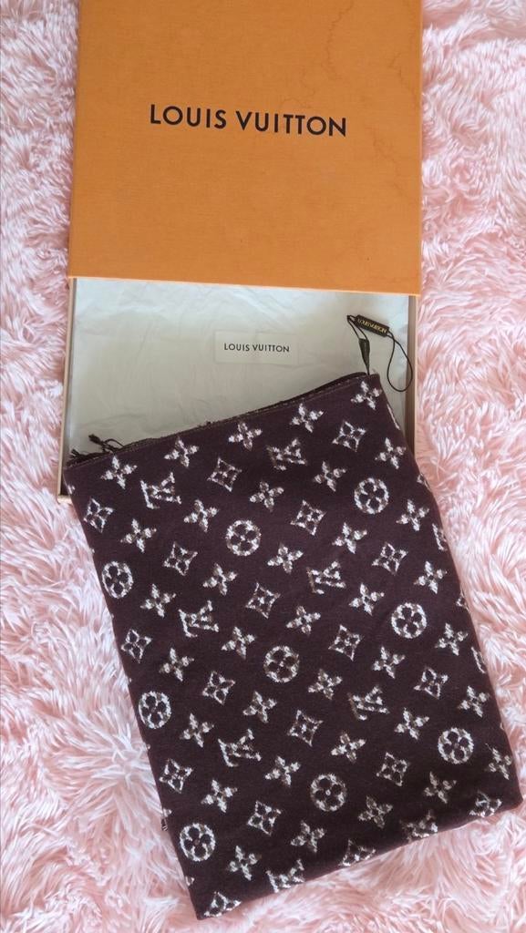Sjaal dames cashmere silik niewe, Louis vuitton, Enlèvement, Neuf, Écharpe