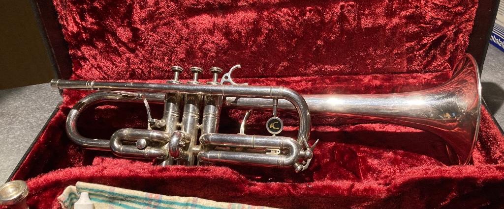 Trompette en ut Antoine Courtoi, Musique & Instruments, Instruments à vent | Trompettes, Enlèvement ou Envoi, Comme neuf, Trompette en Do