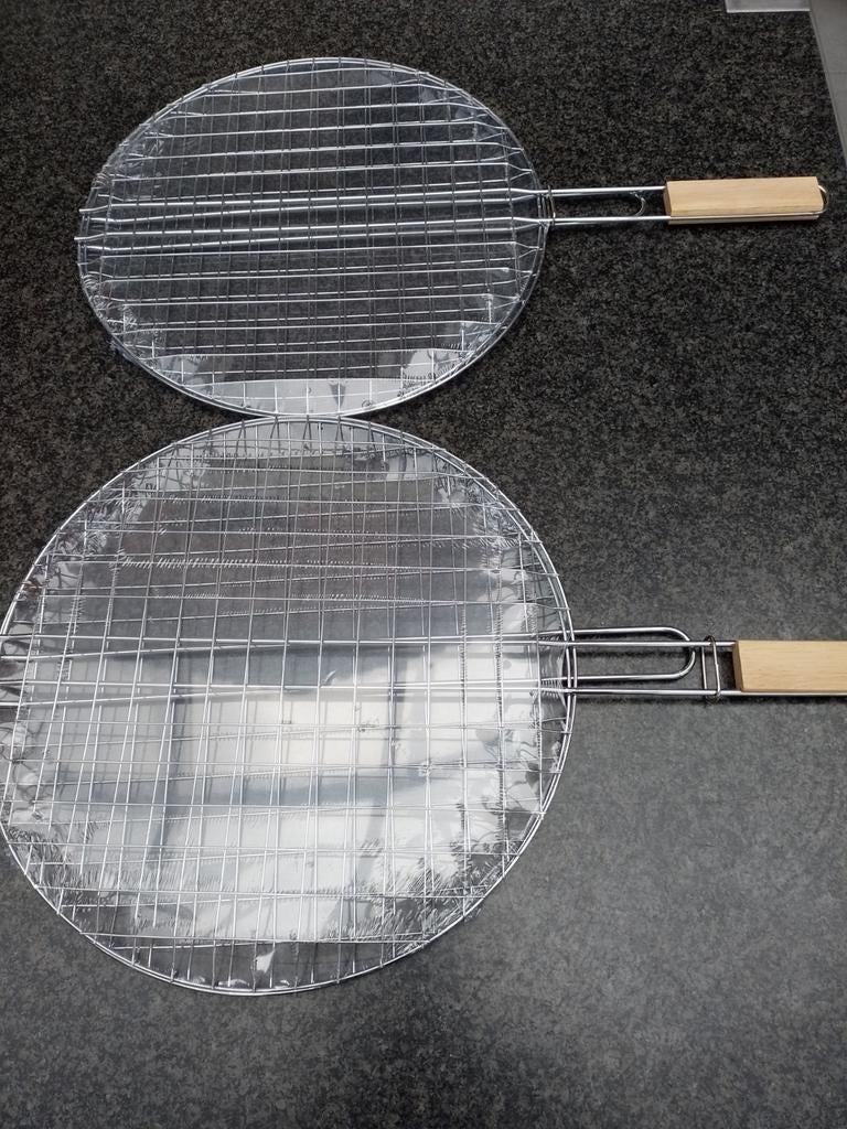 Om vlees te bakken op barbecue, Ophalen, Nieuw