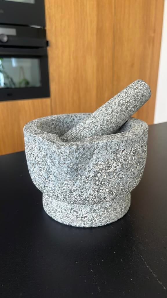 Vijzel en stamper, Ophalen, Zo goed als nieuw