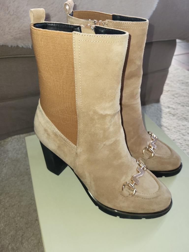 Nathan Baume enkellaars 37, Ophalen, Zo goed als nieuw, Beige