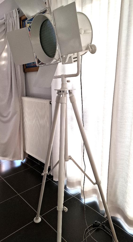 Lampadaire sur pied, Projecteur de cinéma ou de théatre, Utilisé, Métal, 150 à 200 cm