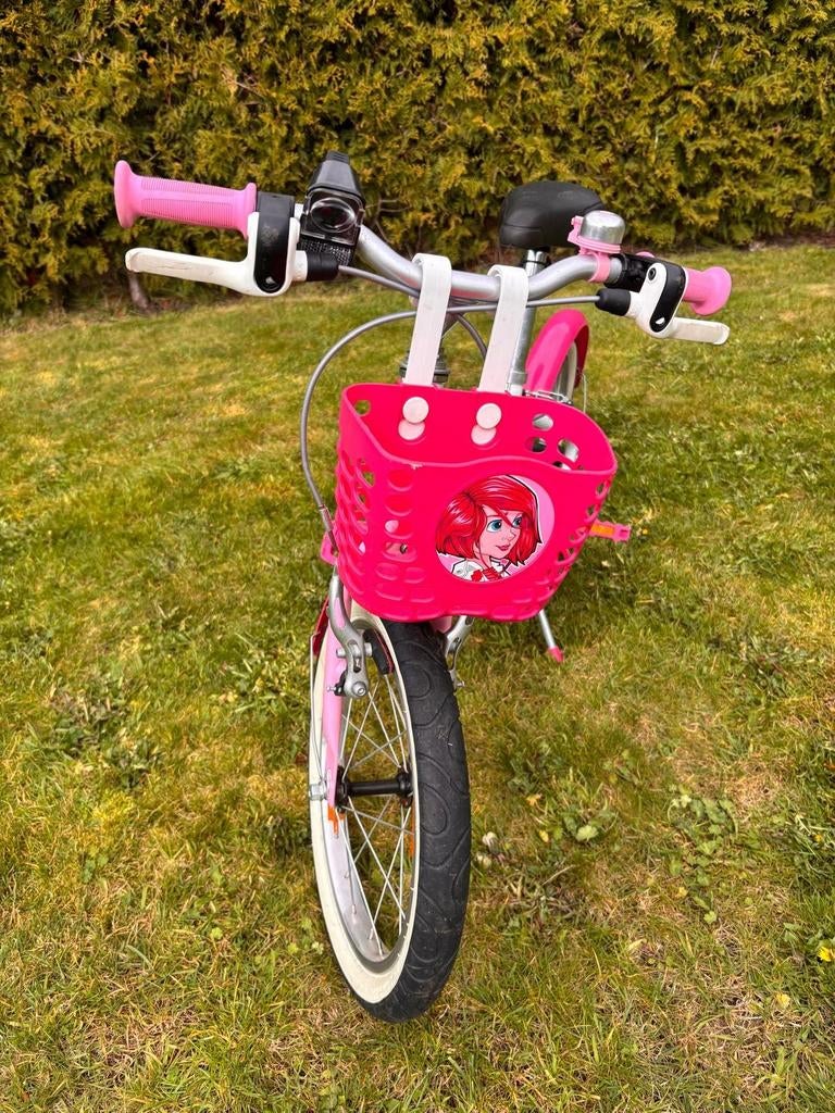 Fiets 4 jaar tot 6 jaar (16 inch), Fietsen en Brommers, Fietsen | Kinderfietsjes, Ophalen
