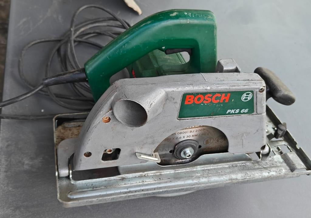 Handcirkelzaag, Doe-het-zelf en Bouw, Gereedschap | Zaagmachines, Gebruikt, Cirkelzaag, Ophalen of Verzenden, 30 tot 70 mm