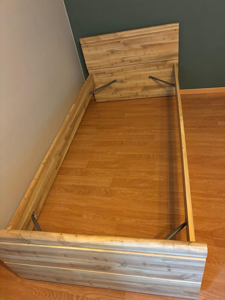 lit 1 personne, 90 cm, Brun, Enlèvement, 200 cm