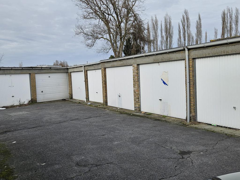 Garages à vendre