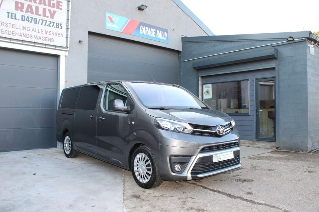 Toyota ProAce L1 Kombi 8+1 zitplaatsen Trekhaak (bj 2020), Stof, Gebruikt, ProAce, 185 g/km
