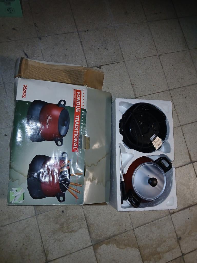 Fondue nova nieuw, Elektronische apparatuur, Ophalen