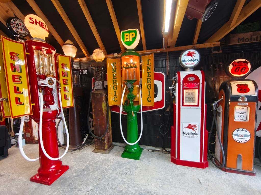 Pompe à essence ancienne SATAM BP 1930