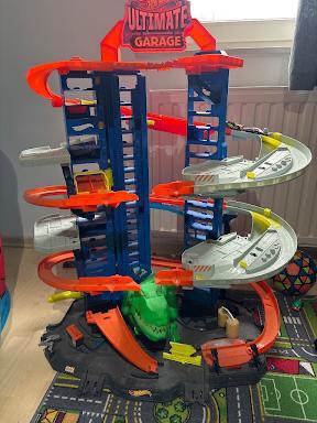 Hot Wheels City Ultimate Garage (model met de T-Rex), Ophalen, Zo goed als nieuw, Hot Wheels