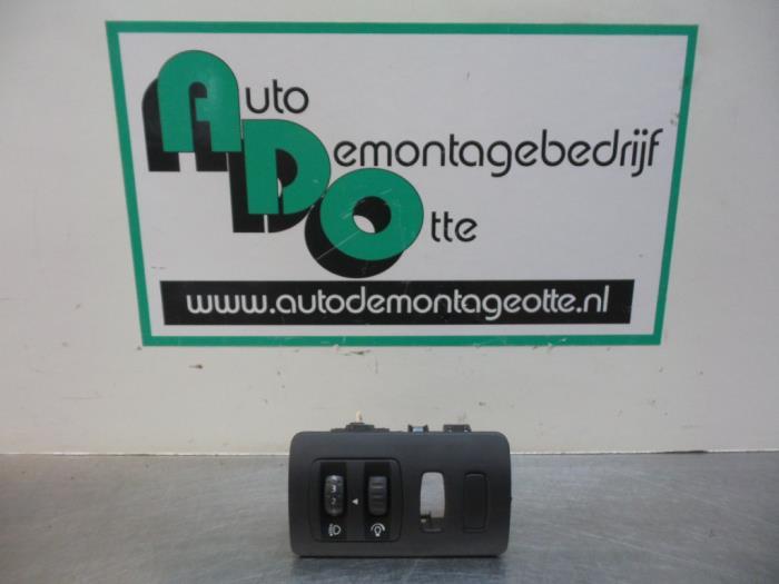 Commutateur phare hauteur réglable d'un Renault Clio (Clio, Renault, -, 3 mois de garantie, Utilisé