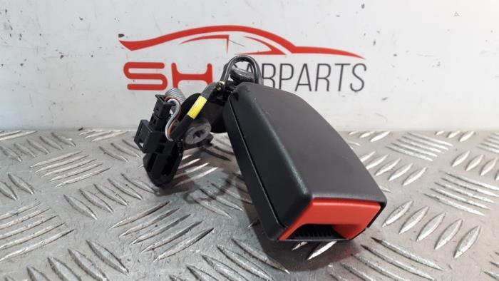 Veiligheidsgordel Insteek links-achter van een Mercedes GLC-, Gebruikt, -, Ophalen of Verzenden, -