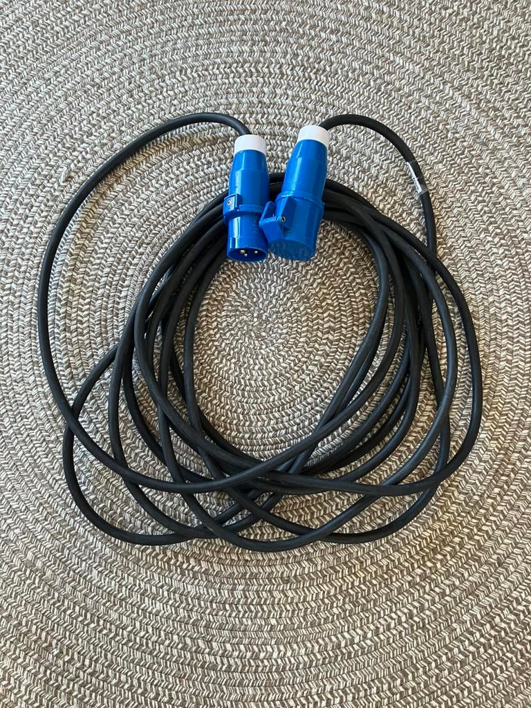 Elektriciteitskabel voor camper of caravan, Caravans en Kamperen, Ophalen of Verzenden, Zo goed als nieuw