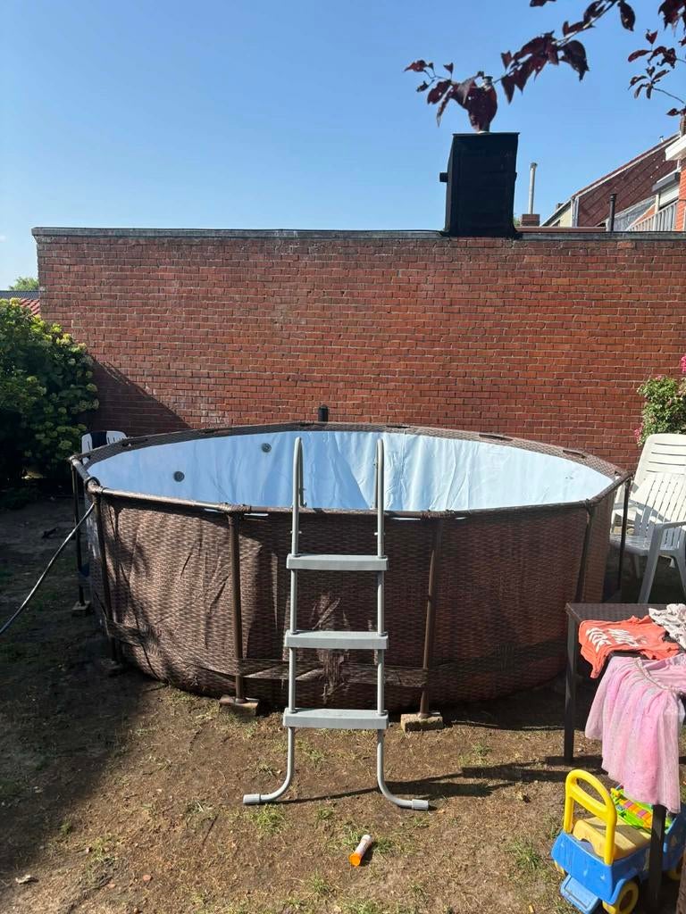 Piscine, Jardin & Terrasse, Piscines, Comme neuf, Piscines hors sol, 120 cm ou plus, 400 cm ou plus, 300 cm ou plus, Ovale, Enlèvement