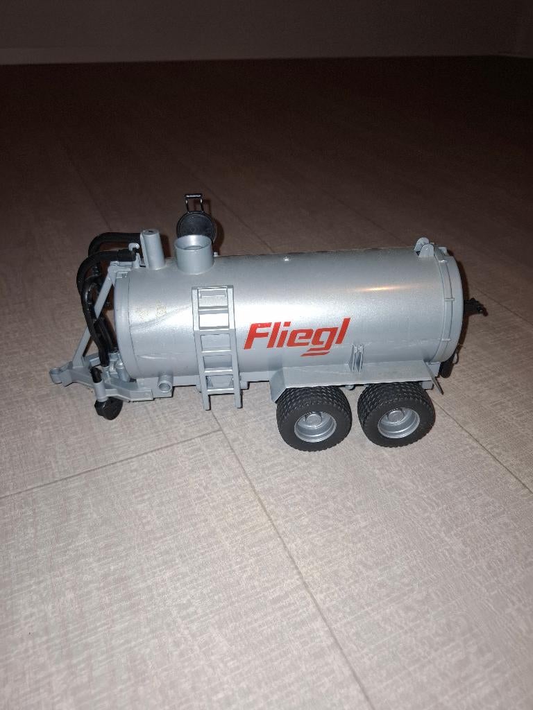 Bruder Fliegl giertank, Kinderen en Baby's, Speelgoed |Speelgoedvoertuigen, Ophalen
