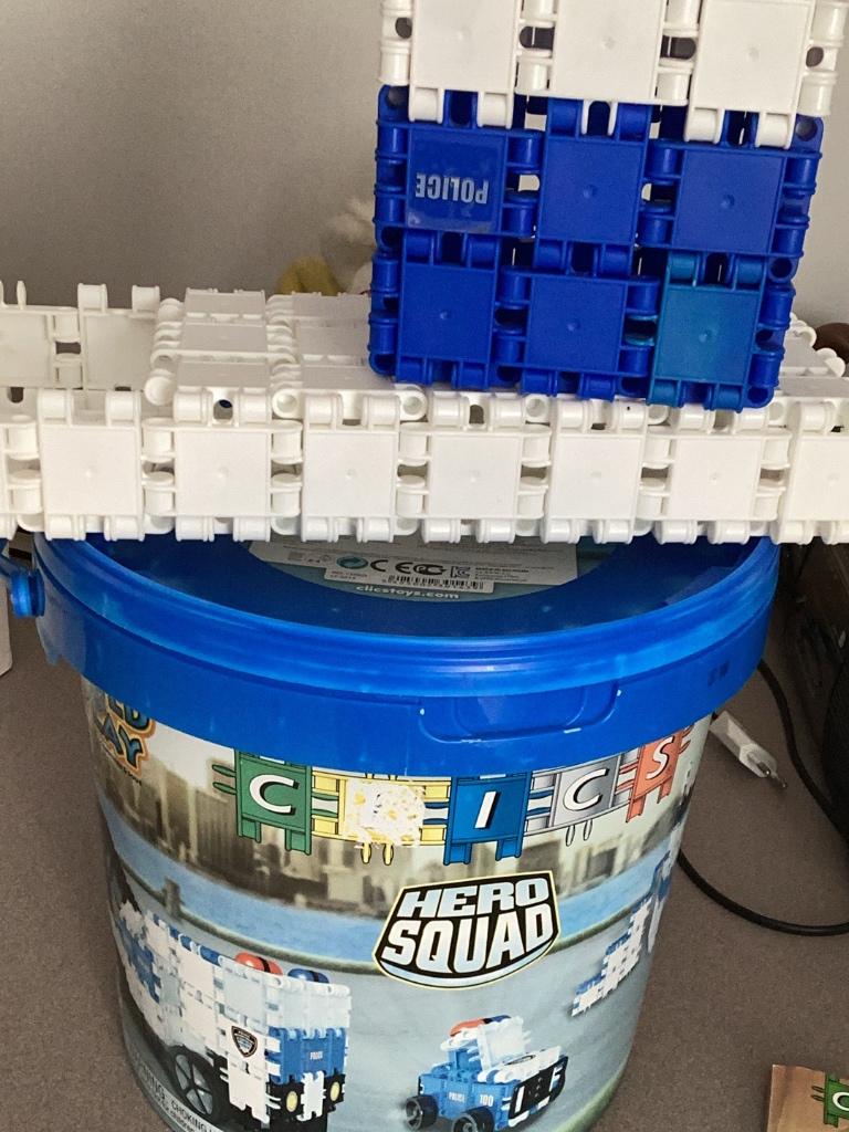 Tonnetje clicks blokken, Kinderen en Baby's, Speelgoed | Bouwstenen, Ophalen, Zo goed als nieuw, Overige merken