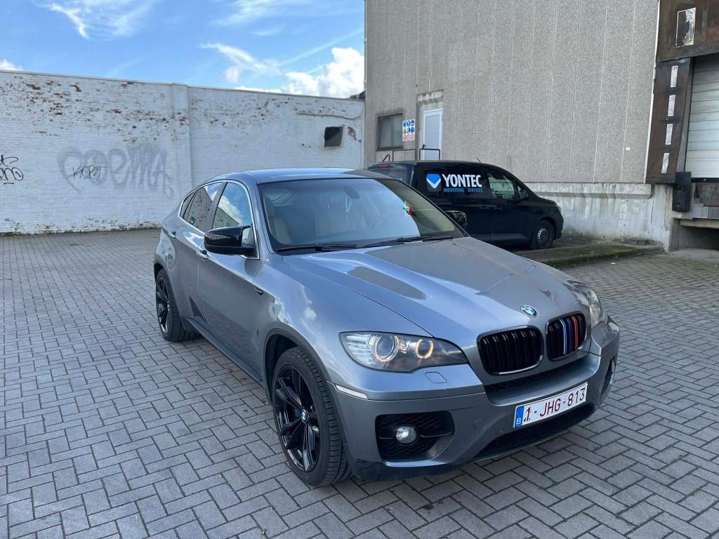 BMW X6 50i 4.4 V8 Xdrive Automaat LICHTE-VRACHT, Automaat, USB, 4395 cc, Bedrijf