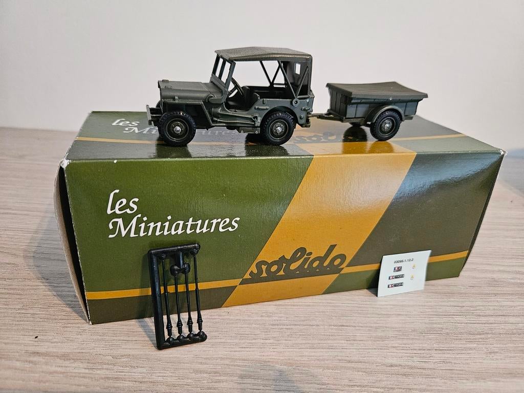 Willys jeep met aanhanger., Ophalen