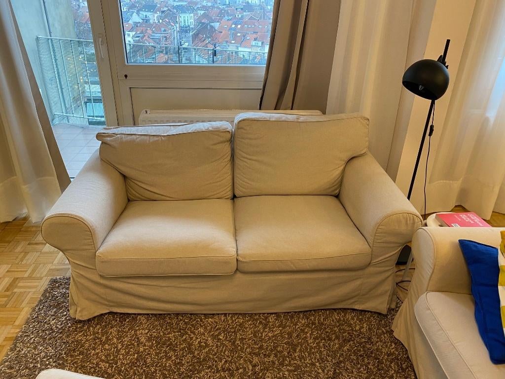 IKEA Ektorp 2-zitsbank + voetenbank, Huis en Inrichting, Ophalen, Gebruikt, Tweepersoons