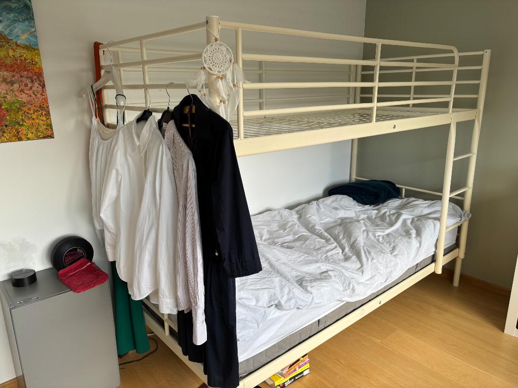 Stapelbed wit metaal, Kinderen en Baby's, Kinderkamer | Stapelbedden en Hoogslapers, Ophalen, Gebruikt, Stapelbed