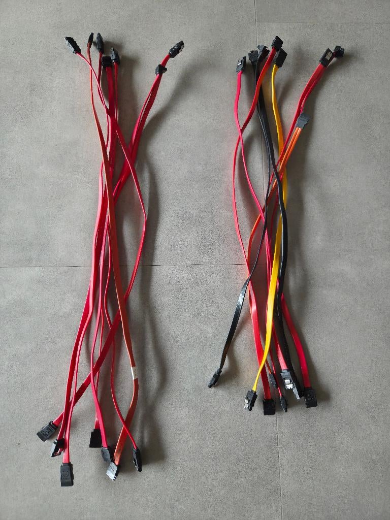 câble SATA pour ssd ou lecteur, Ophalen of Verzenden, SATA, SSD