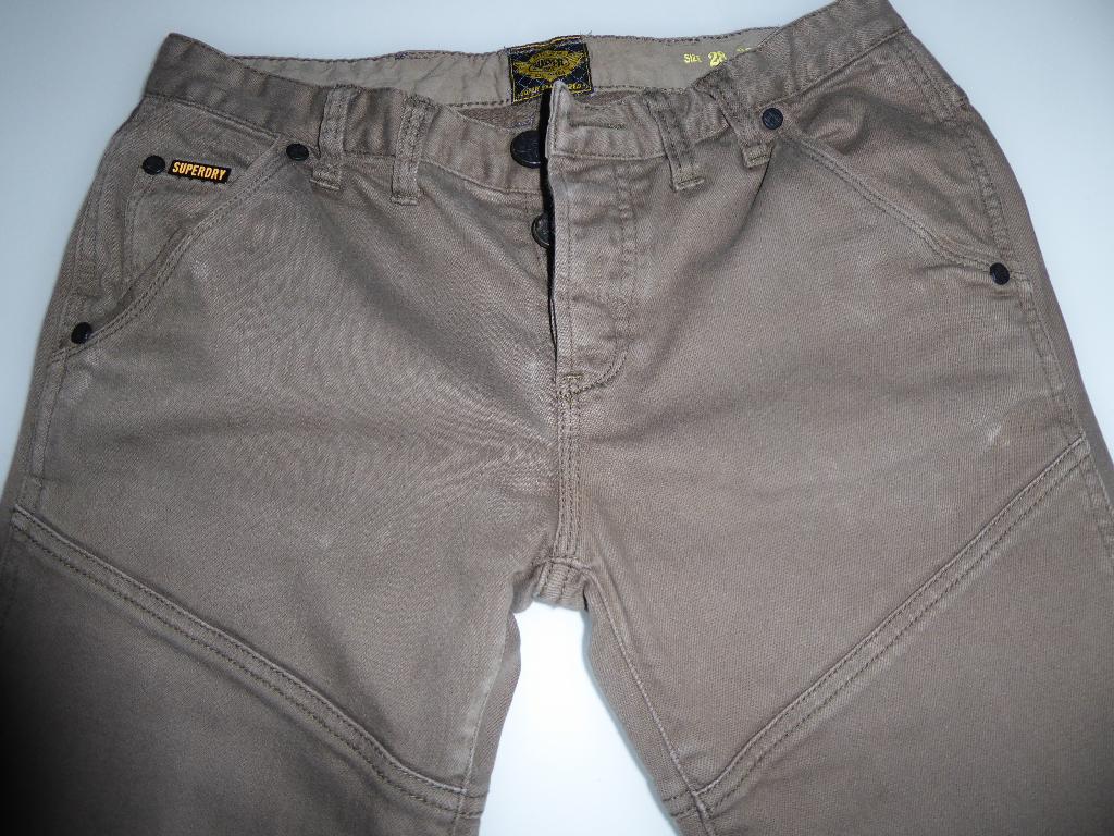 broek superdry beige maat 28 /32, Superdry, Ophalen of Verzenden, Zo goed als nieuw, Overige kleuren