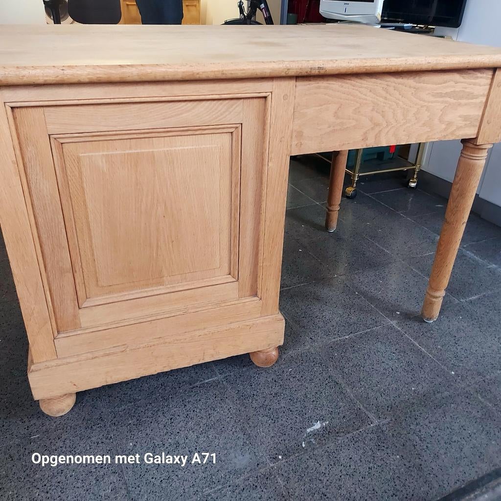 Mooie vol eiken bureau. Zie foto, Ophalen