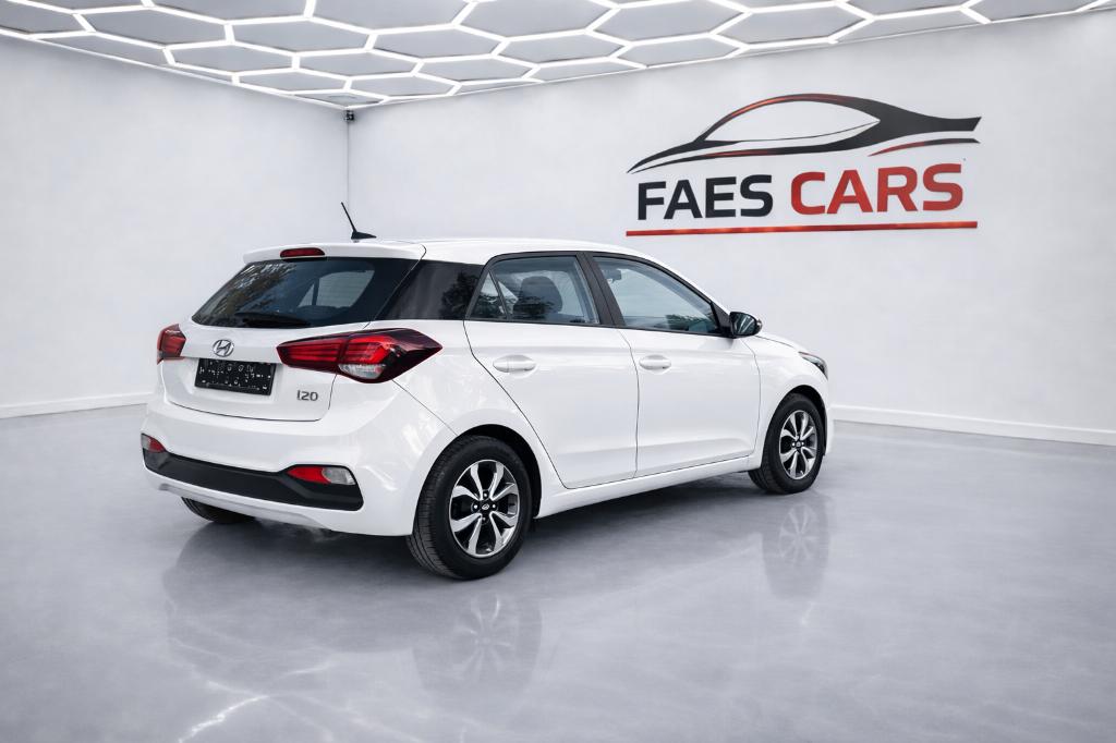 Hyundai I20 active versie, Auto's, Hyundai, Voorwielaandrijving, 4 cilinders, Wit, Dealer onderhouden