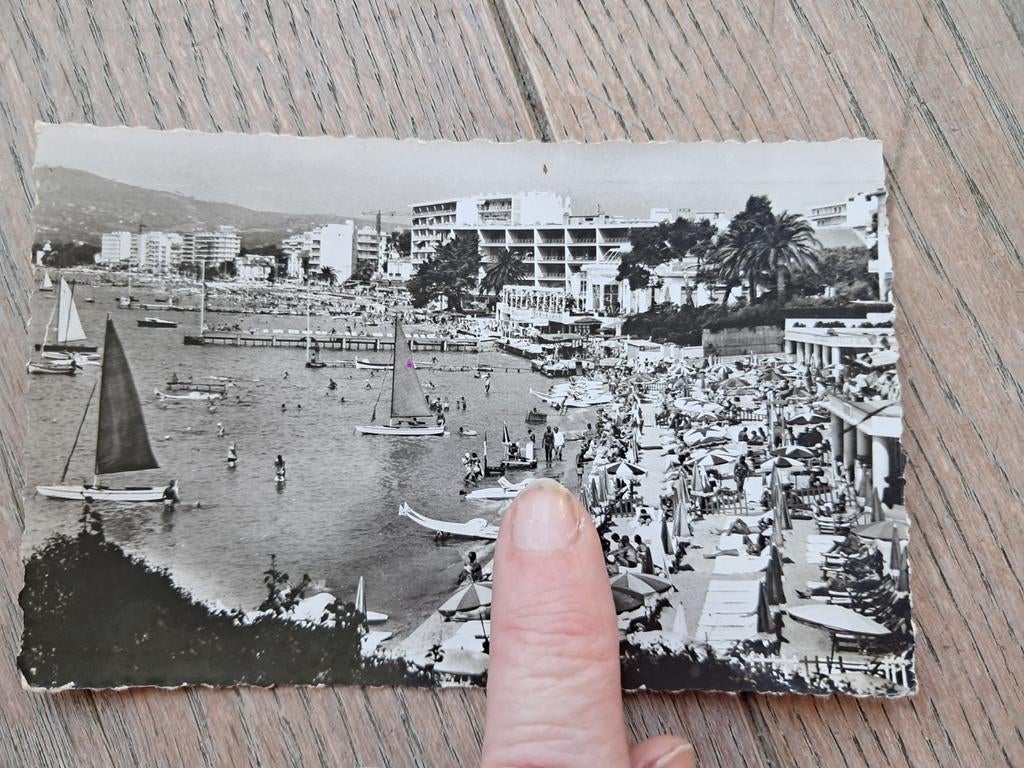 Descriptif : la Côte d'Azur, Enlèvement ou Envoi