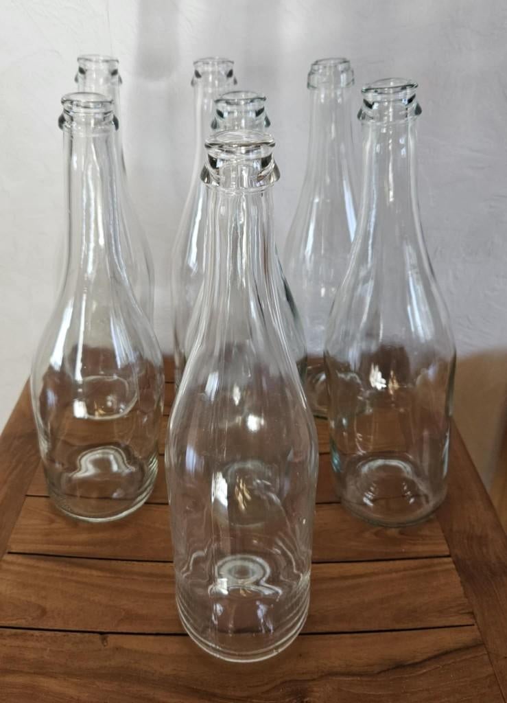 Lot de 8 bouteilles vides en verre 75 cl décoration vase, Maison & Meubles, Enlèvement, Utilisé, Verre, Récipient(s)