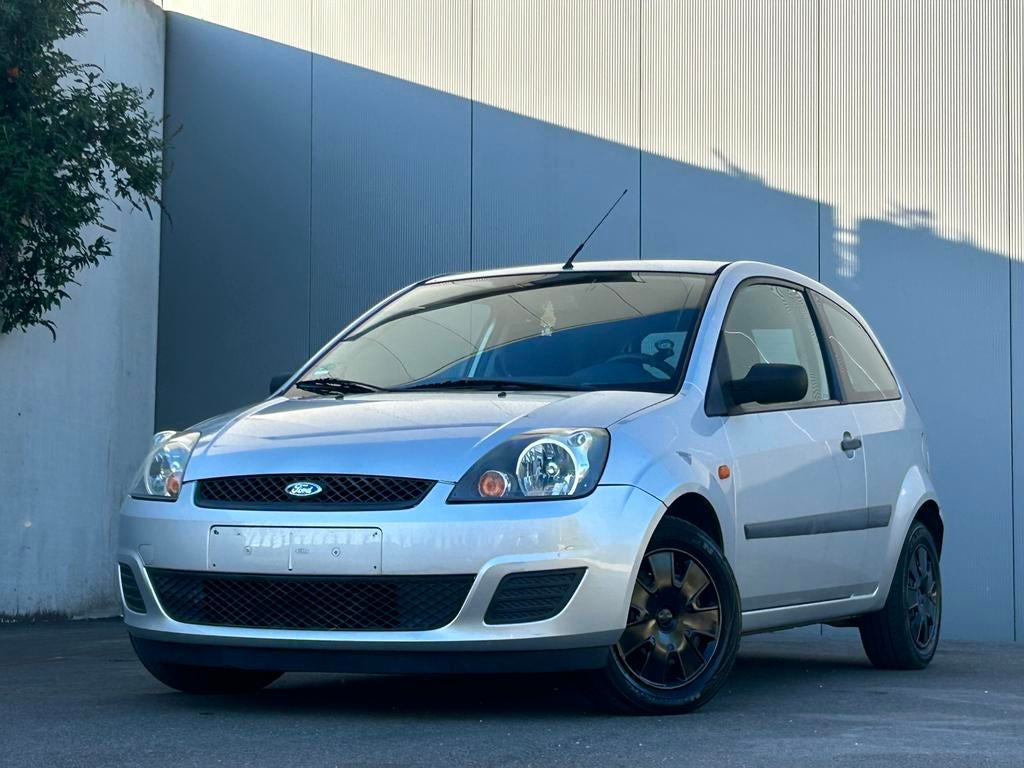 FORD FIESTA 1.3 BENZINE, GEKEURD, AIRCO!!, PROPER, Auto's, Handgeschakeld, 44 kW, Particulier, 3 deurs