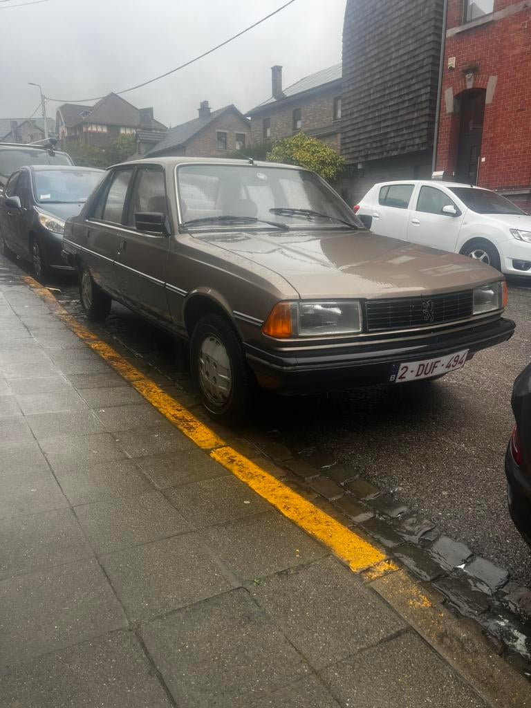 Peugeot 305 gr, Auto's, Berline, Particulier, Te koop, Benzine