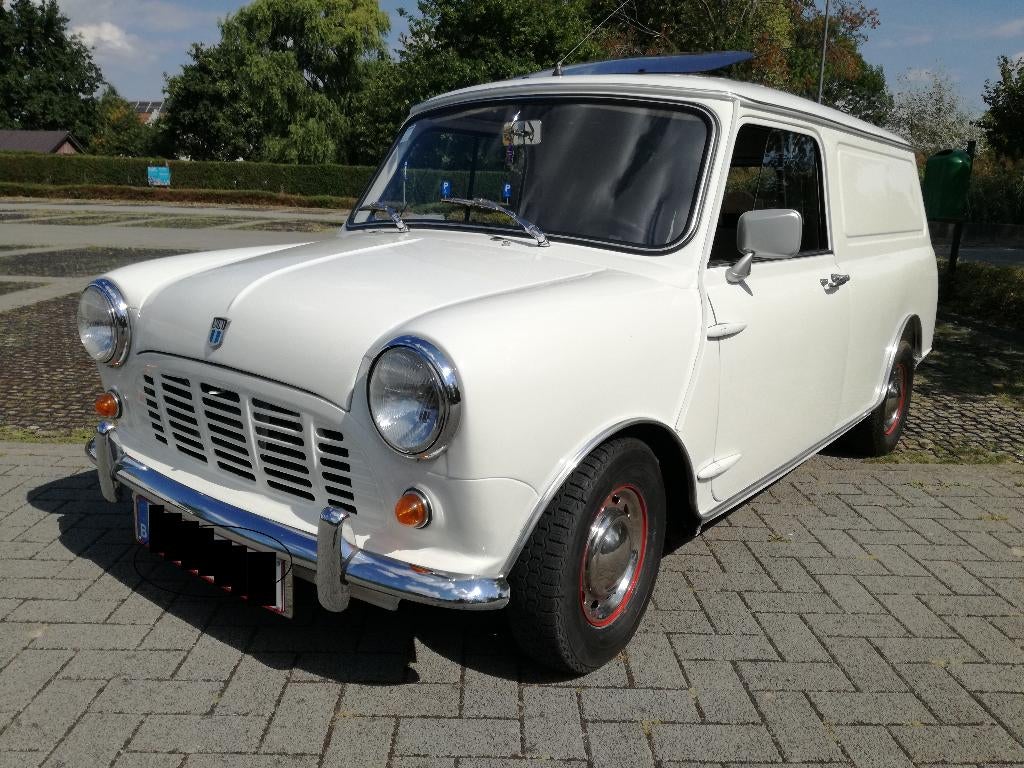 MINI  PanelVan 1980  voll. gerestaureerd lichte vracht, Auto's, Mini, Particulier, Overige modellen, Open dak, Radio, USB, Benzine