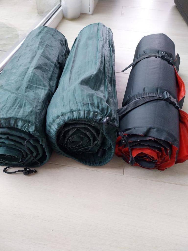 3 kampeer matjes, Caravans en Kamperen, Slaapmatten, Ophalen