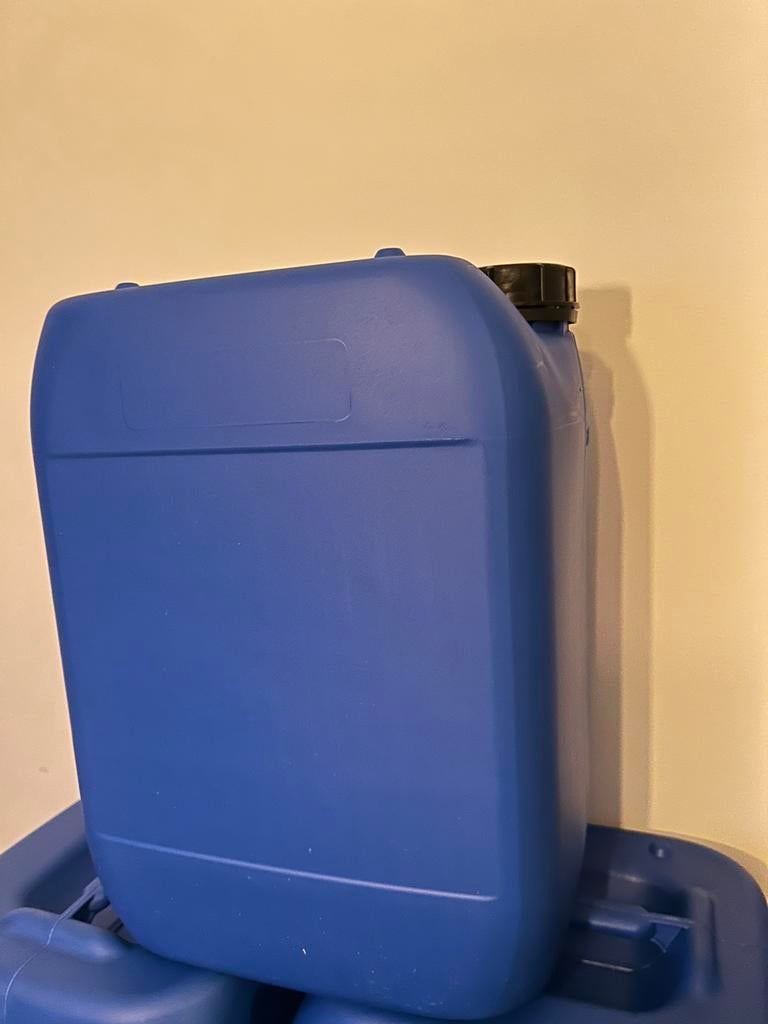Jerrycan NIEUW, Ophalen
