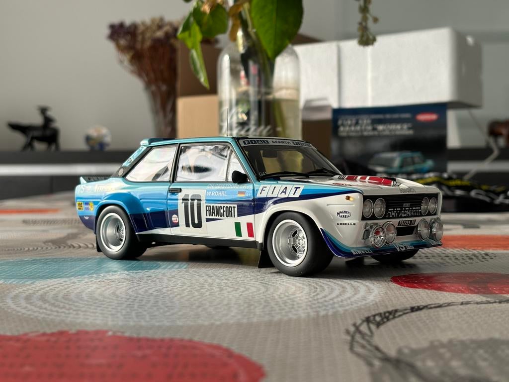 Fiat 131 Abarth Rallye Monte-Carlo Kyosho Rohrl 1/18, Enlèvement ou Envoi, Comme neuf, Voiture, Kyosho
